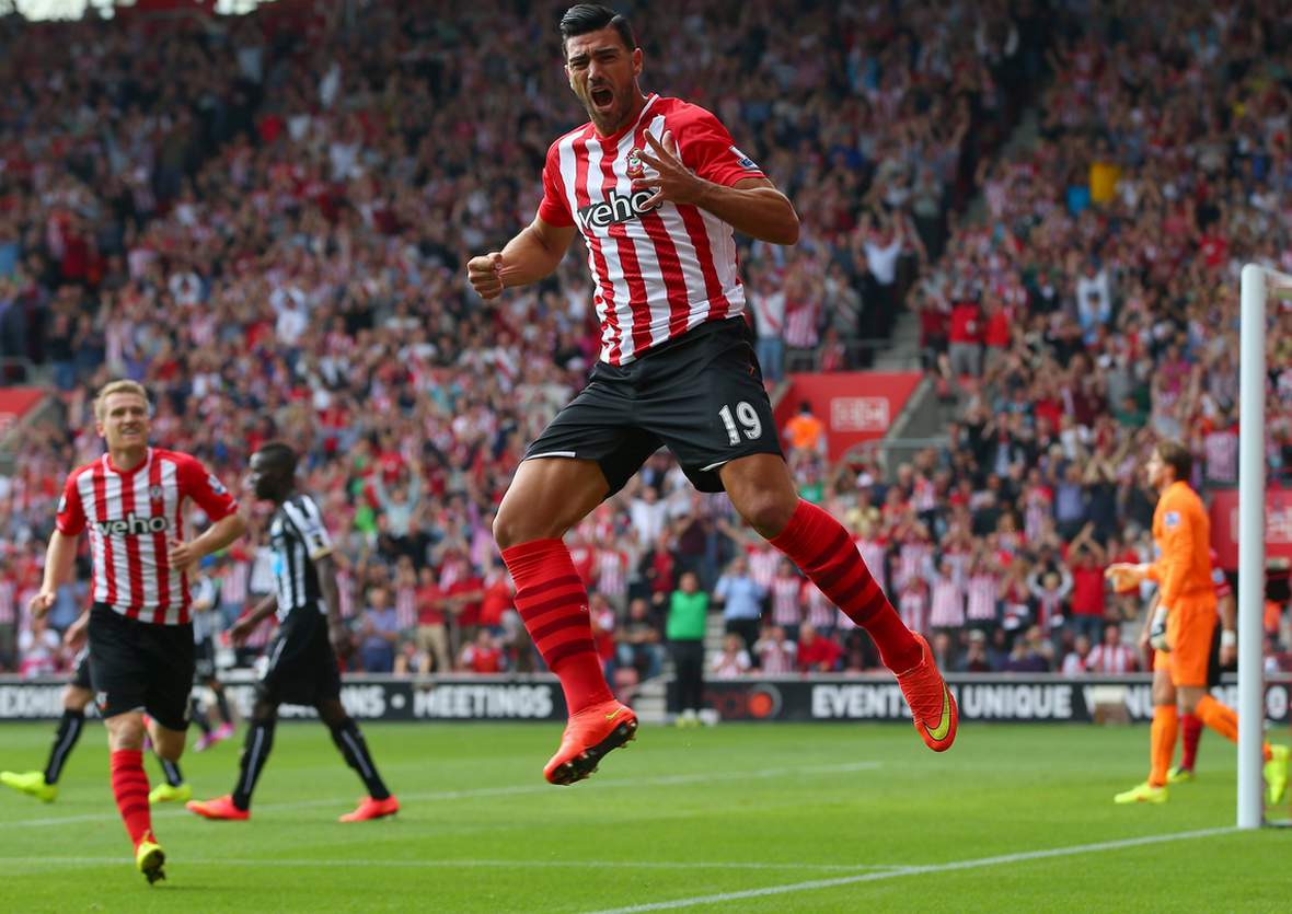 Graziano Pelle bejubelt einen Treffer. Jetzt auf Southampton gegen Norwich wetten.