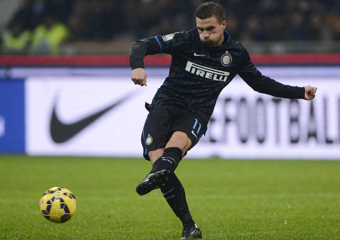 Zielt Podolski diesmal genau? Jetzt Inter gegen FC Parma tippen