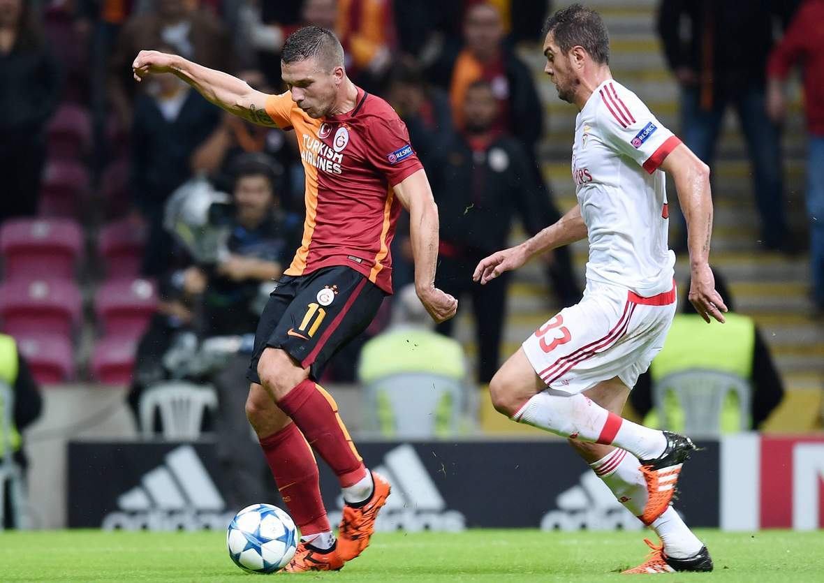 Schießt Podolski wieder ein Tor? Unser Wett Tipp: Benfica gegen Galatasaray endet unentschieden