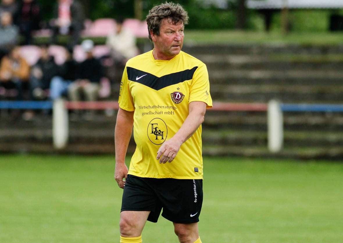 Dixie Dörner Dresden Olympia Interview Dixie Dörner bei einem Benefizspiel im Trikot von Dynamo Dresden.