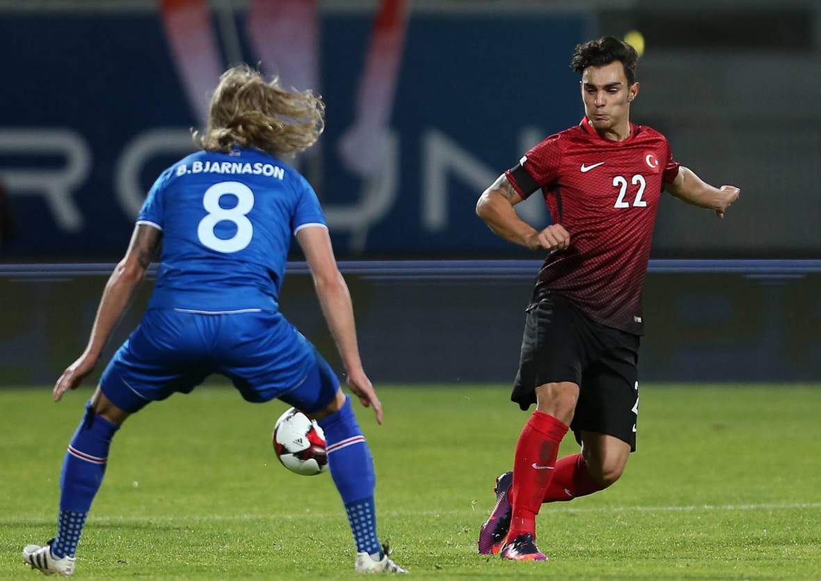 bjarnason island ayhan türkei wm-qualifikation Setzt sich Ayhan gegen Bjarnason durch? Jetzt auf Türkei gegen Island wetten